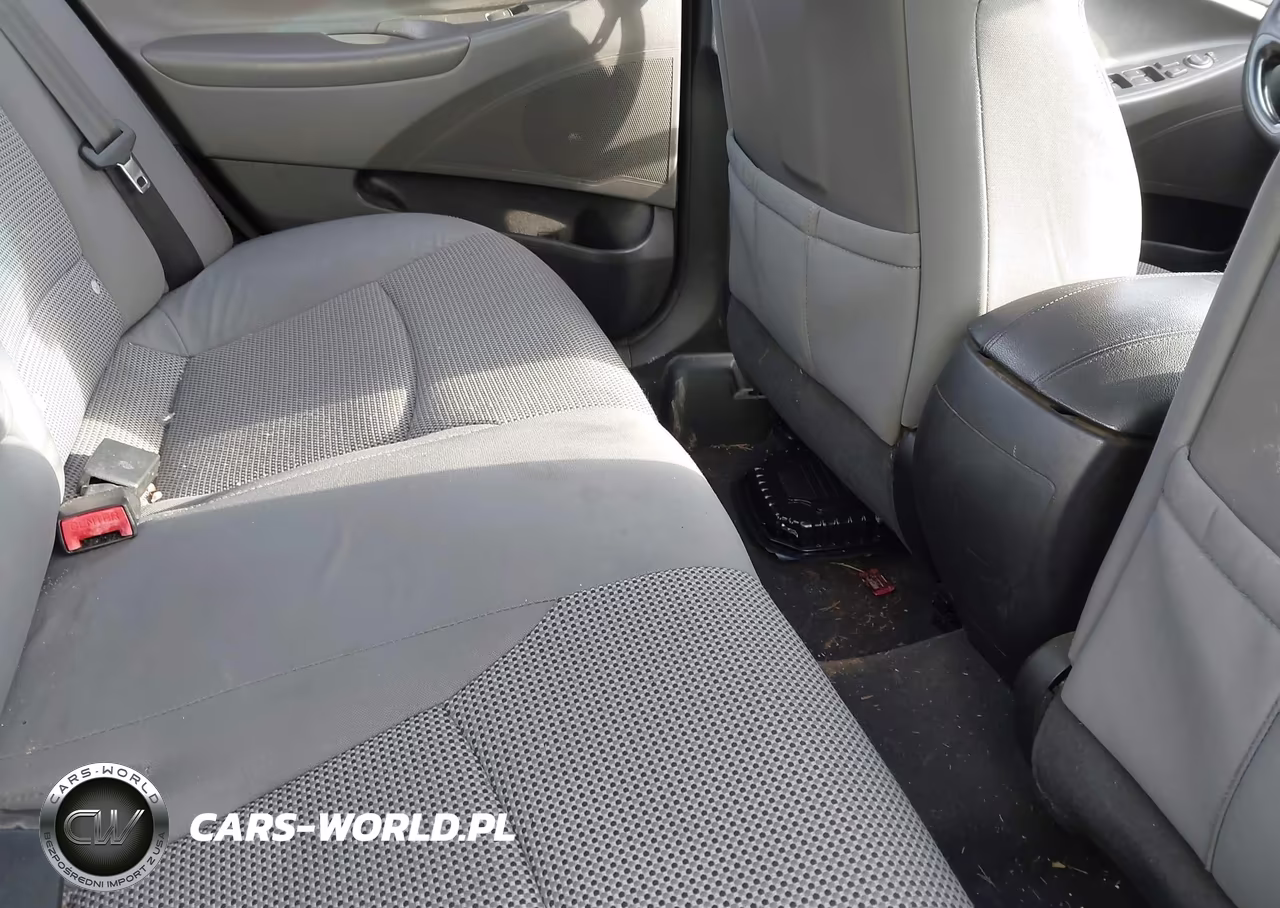 2011 Hyundai Sonata Gls VIN:5NPEB4AC1BH061394 - 8