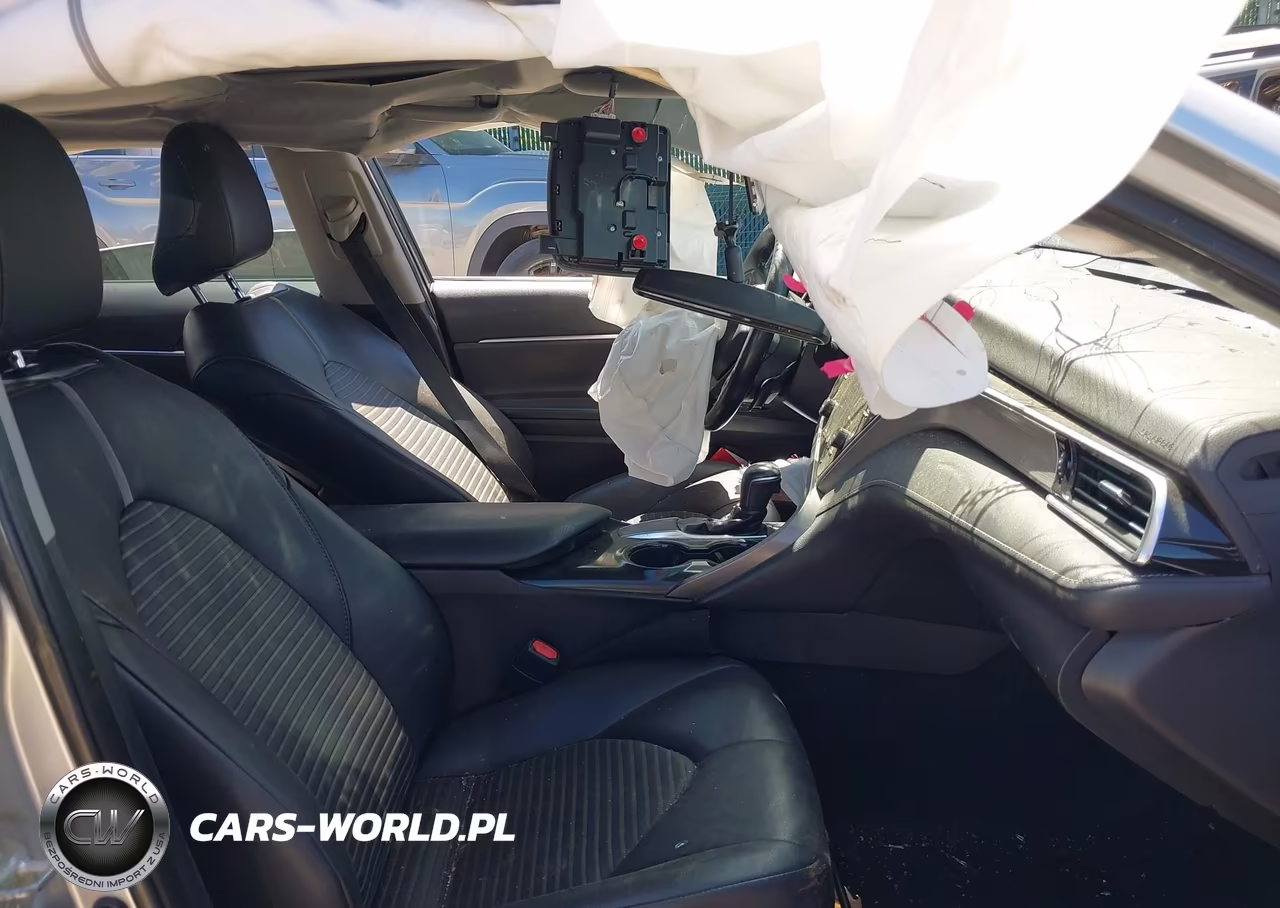 2018 Toyota Camry Se VIN:4T1B11HK3JU546024 - 5
