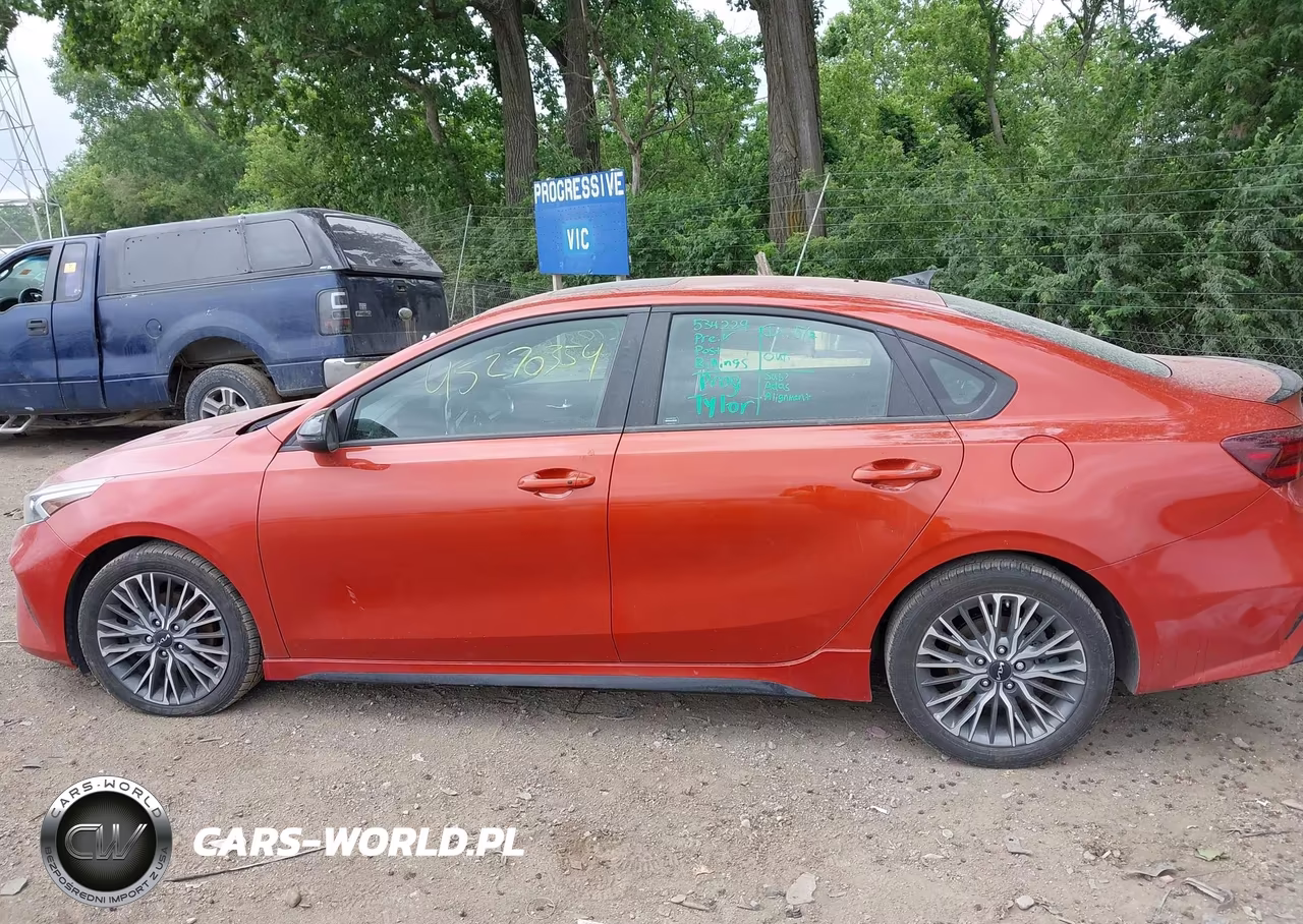 2022 Kia Forte Gt-Line VIN:3KPF54AD1NE475904 - 15