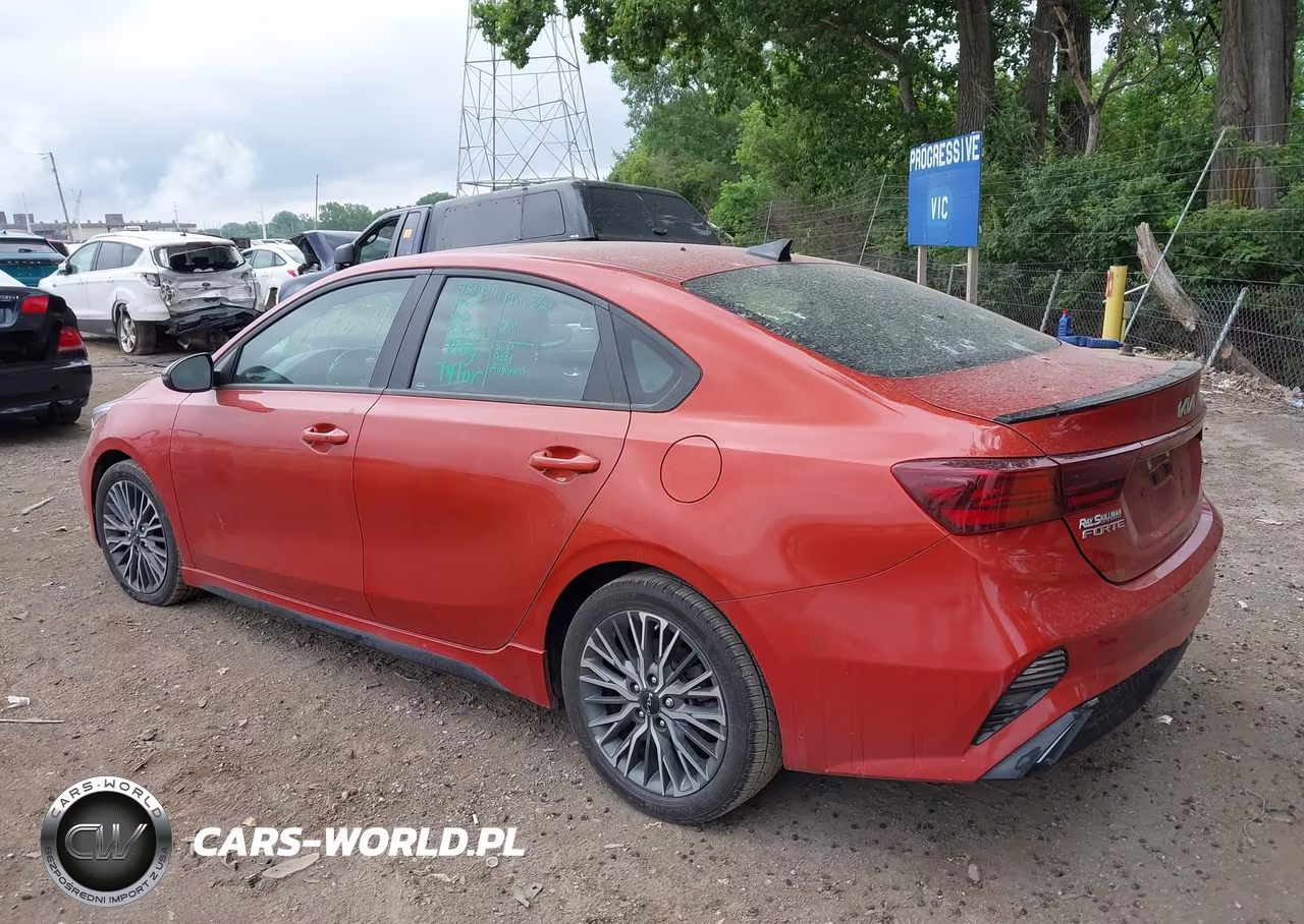 2022 Kia Forte Gt-Line VIN:3KPF54AD1NE475904 - 3