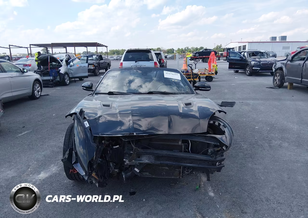 2016 Jaguar F-Type R VIN:SAJWJ6HL2GMK28742 - 13