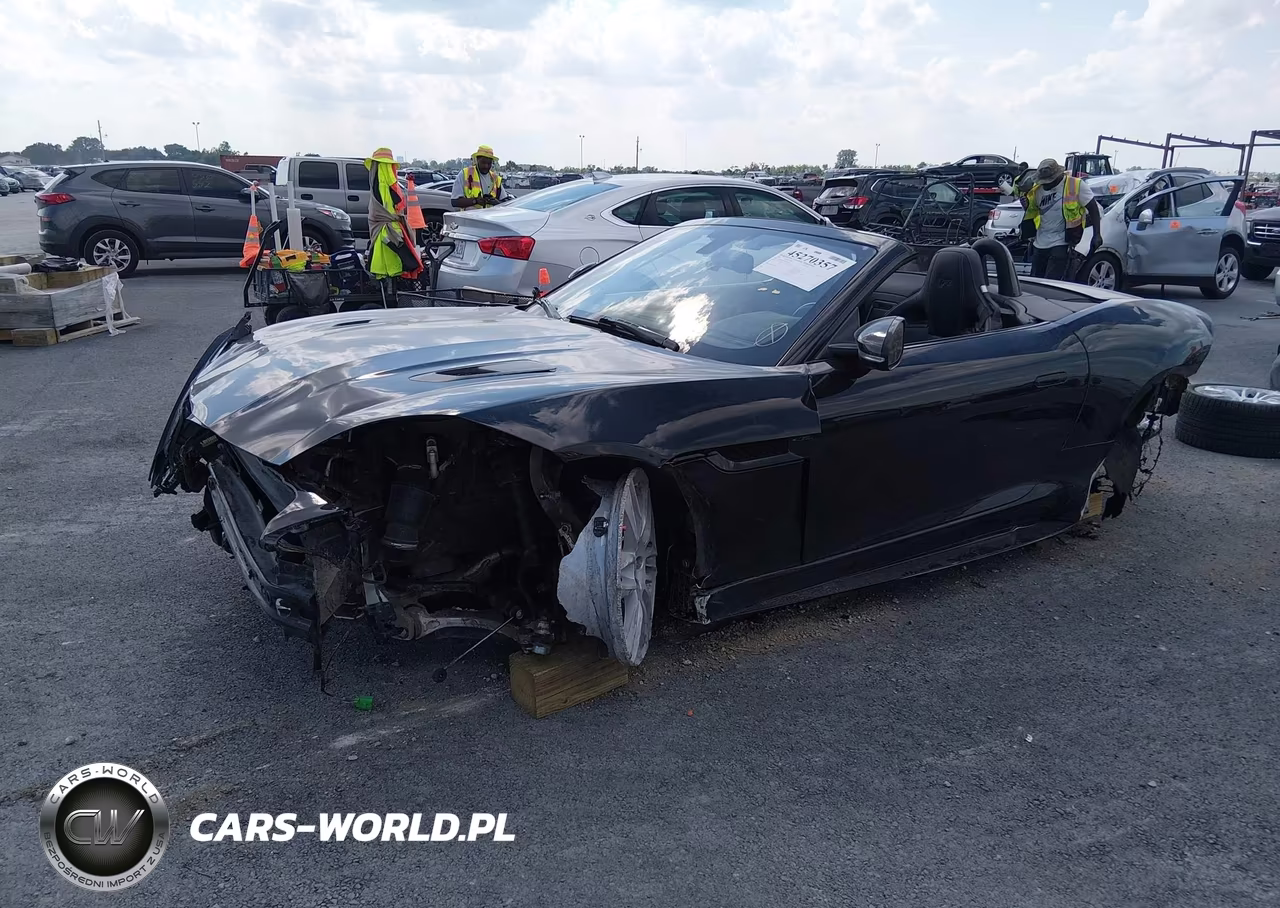 2016 Jaguar F-Type R VIN:SAJWJ6HL2GMK28742 - 2