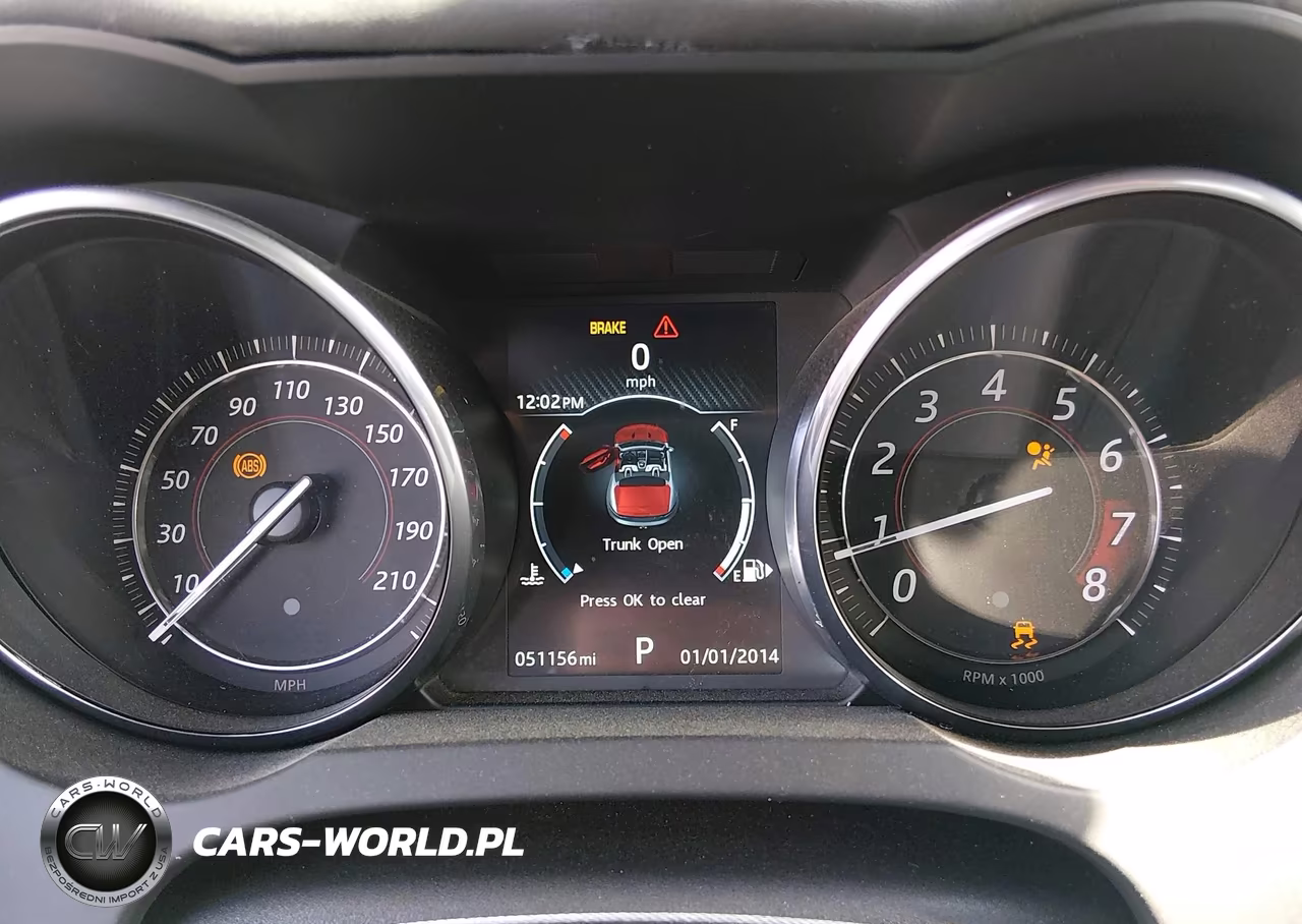 2016 Jaguar F-Type R VIN:SAJWJ6HL2GMK28742 - 7