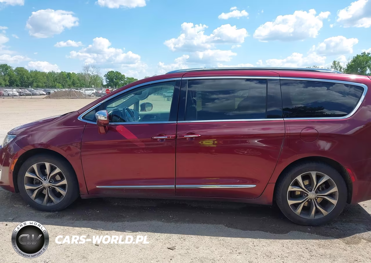 2017 Chrysler Pacifica Limited VIN:2C4RC1GG1HR533726 - 14