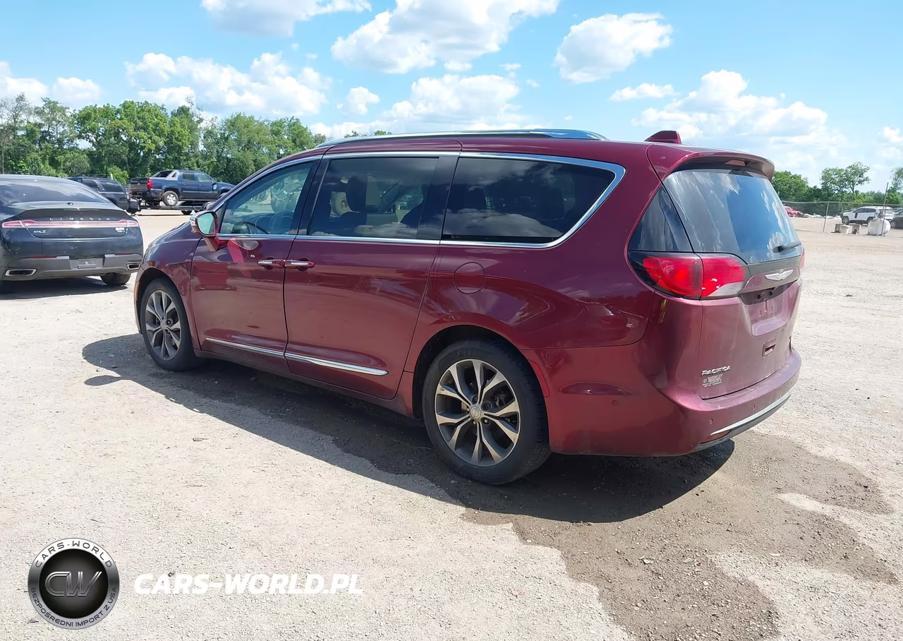 2017 Chrysler Pacifica Limited VIN:2C4RC1GG1HR533726 - 3