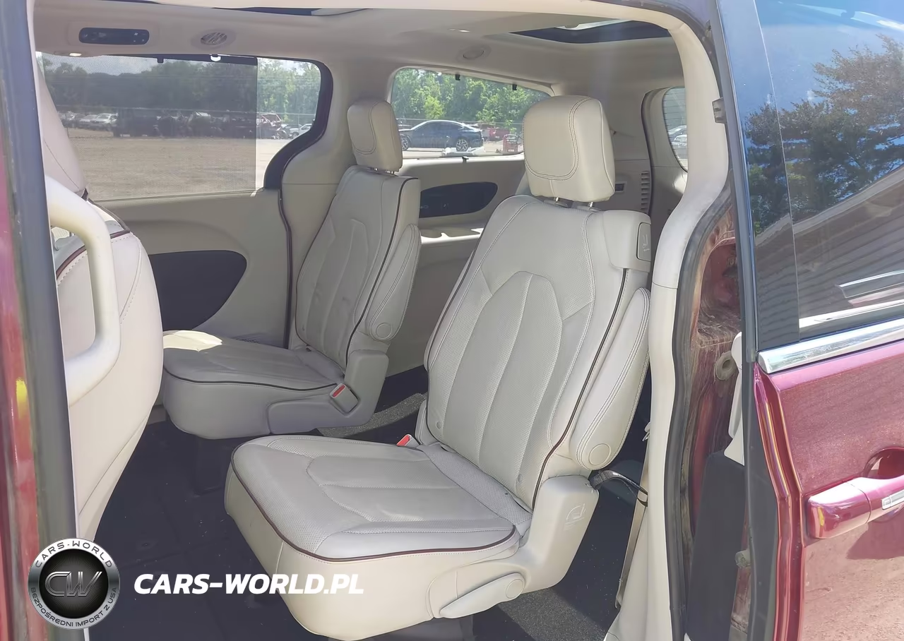 2017 Chrysler Pacifica Limited VIN:2C4RC1GG1HR533726 - 8