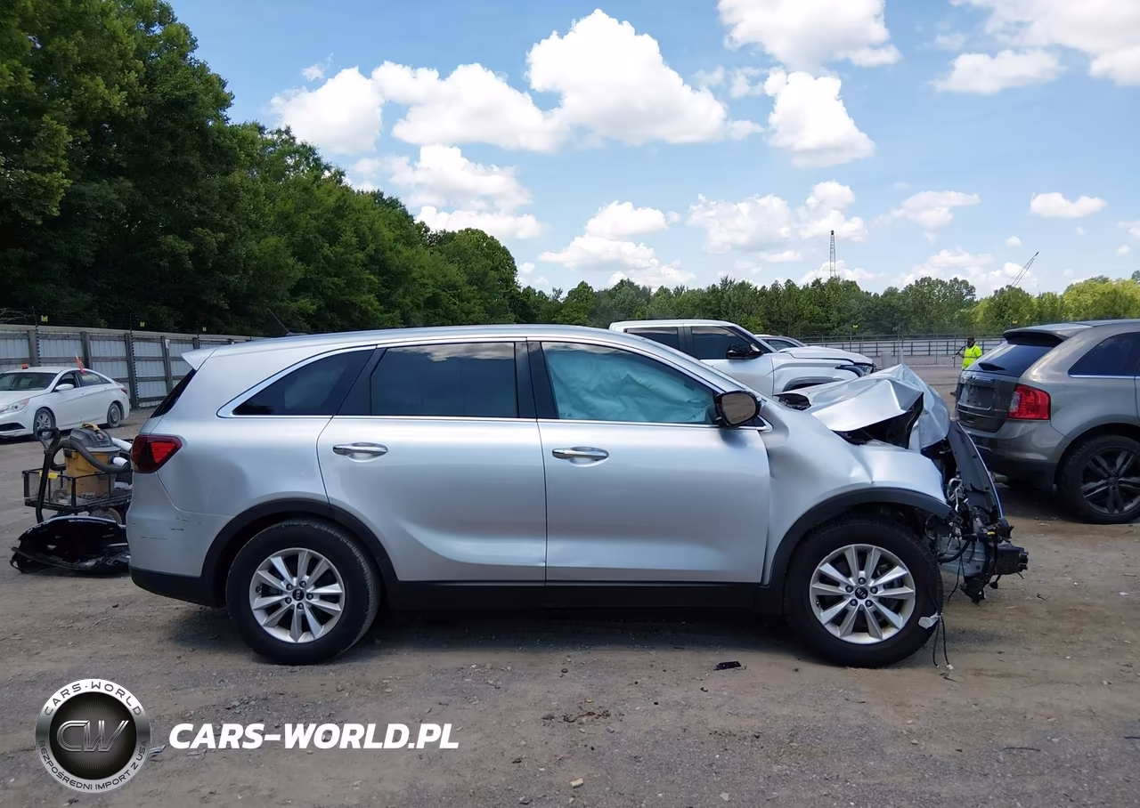 2019 Kia Sorento 3.3L Lx VIN:5XYPG4A57KG474200 - 13