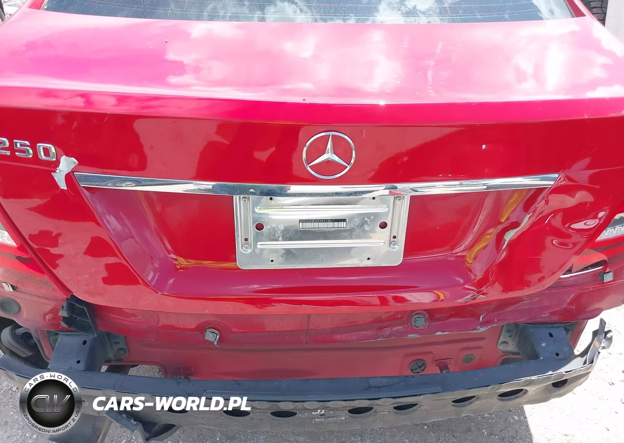 2013 Mercedes-Benz C 250 VIN:WDDGJ4HB2DF943136 - 6