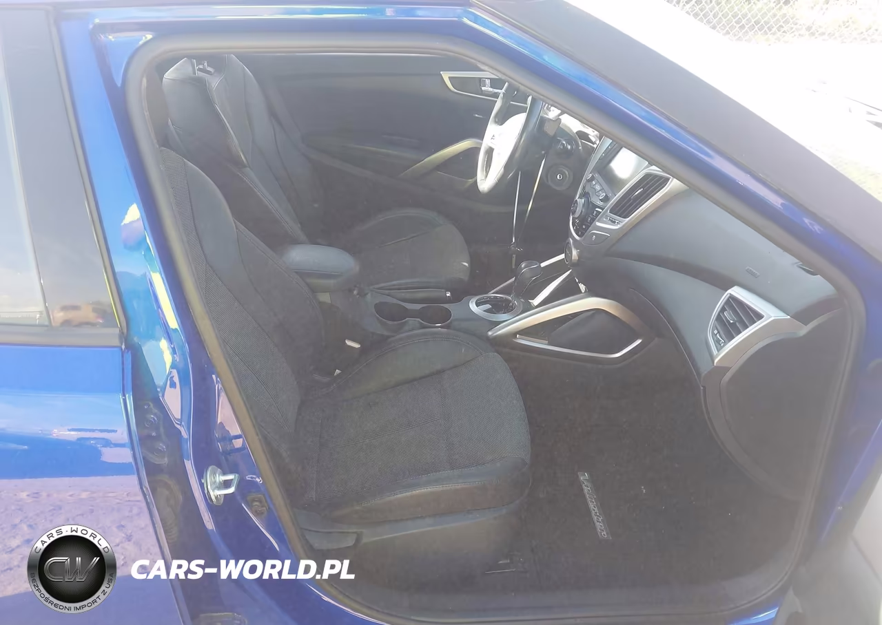 2014 Hyundai Veloster Base W-Black VIN:KMHTC6AD2EU217196 - 5