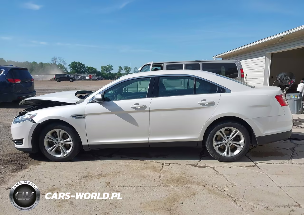 2015 Ford Taurus Sel VIN:1FAHP2E81FG183939 - 15