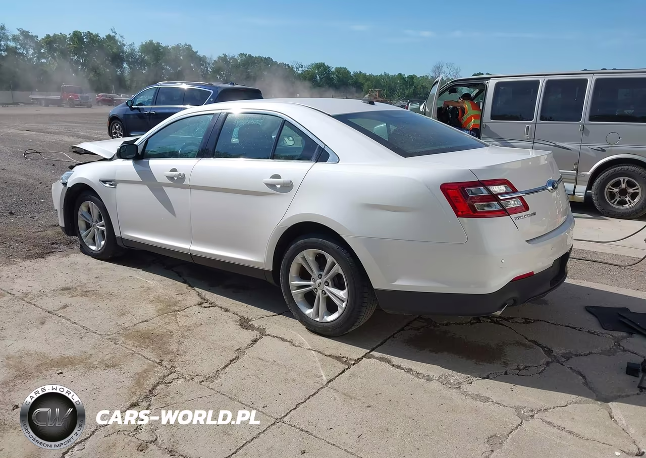 2015 Ford Taurus Sel VIN:1FAHP2E81FG183939 - 3