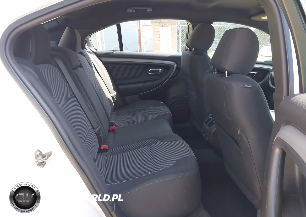 2015 Ford Taurus Sel VIN:1FAHP2E81FG183939 - 8