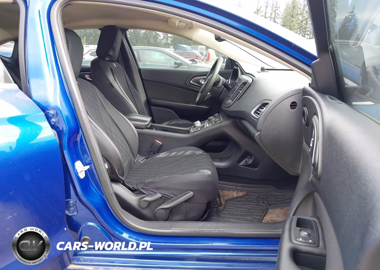 2016 Chrysler 200 Limited VIN:1C3CCCAB7GN113418 - 5