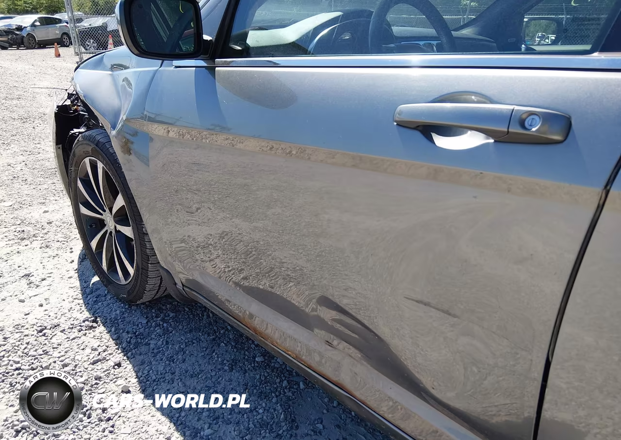 2011 Chrysler 200 S VIN:1C3BC8FG6BN613396 - 6