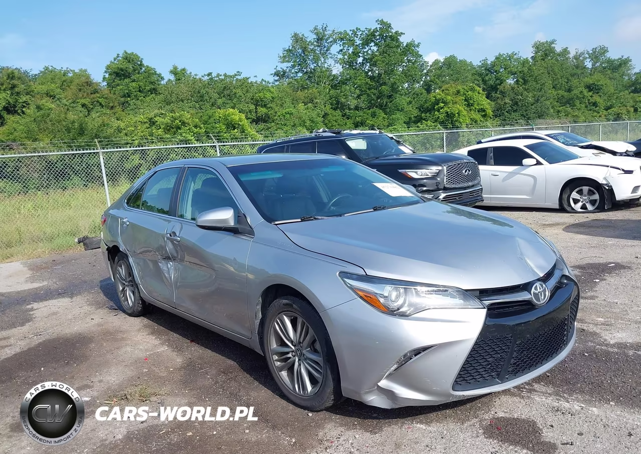2015 Toyota Camry Se – zdjęcie 1 z 16