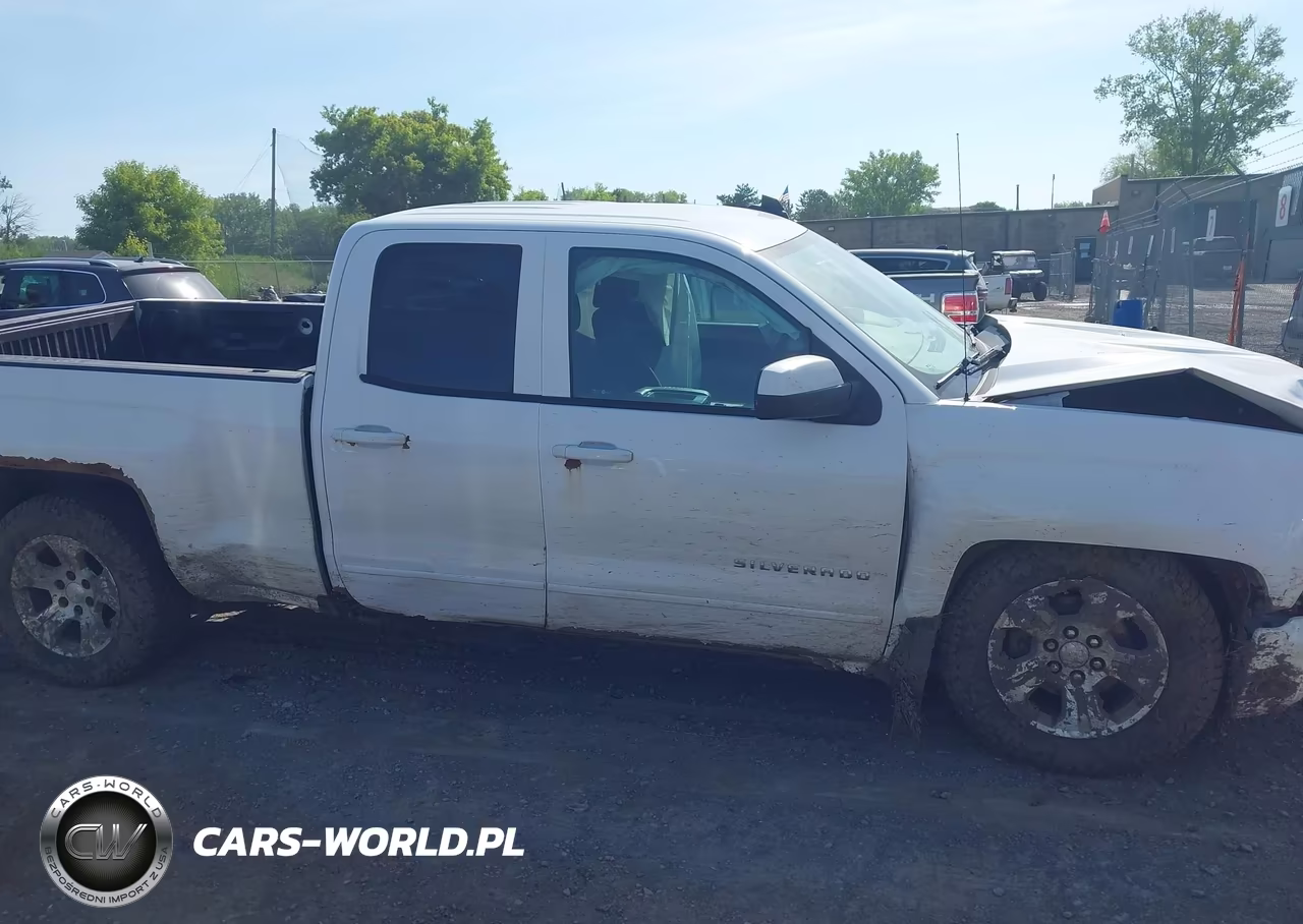 2017 Chevrolet Silverado 1500 2Lt VIN:1GCVKREC8HZ104153 - 13