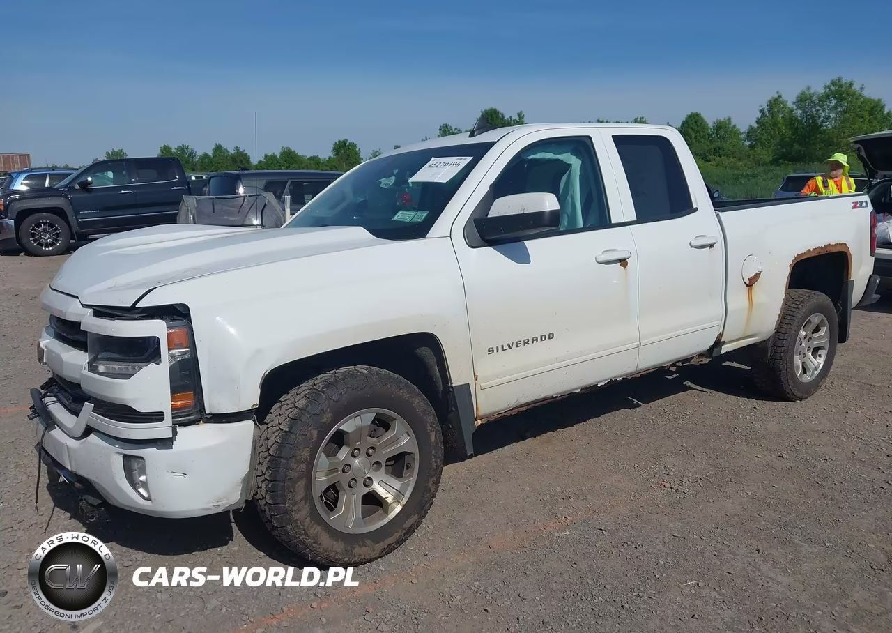 2017 Chevrolet Silverado 1500 2Lt VIN:1GCVKREC8HZ104153 - 2