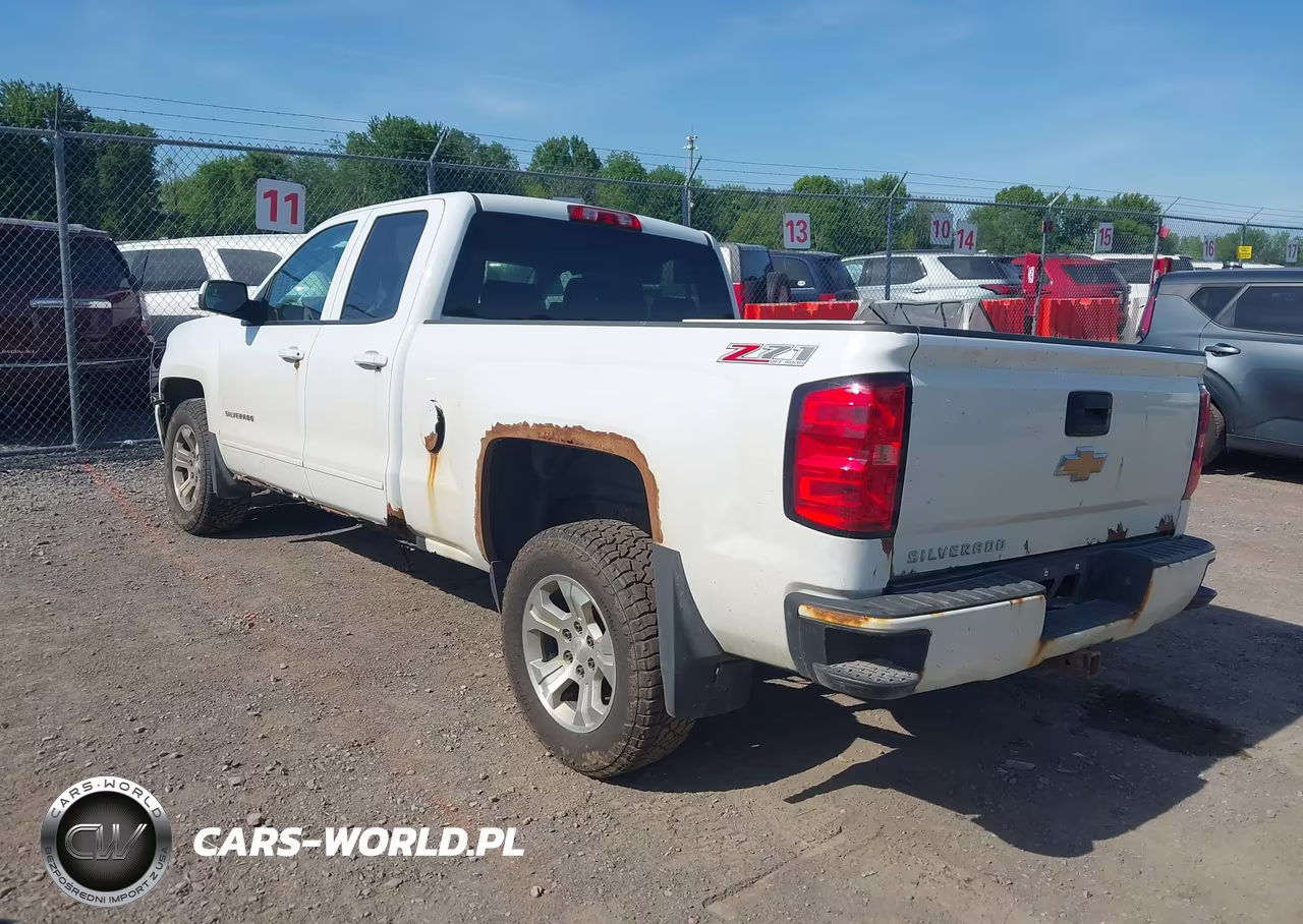 2017 Chevrolet Silverado 1500 2Lt VIN:1GCVKREC8HZ104153 - 3