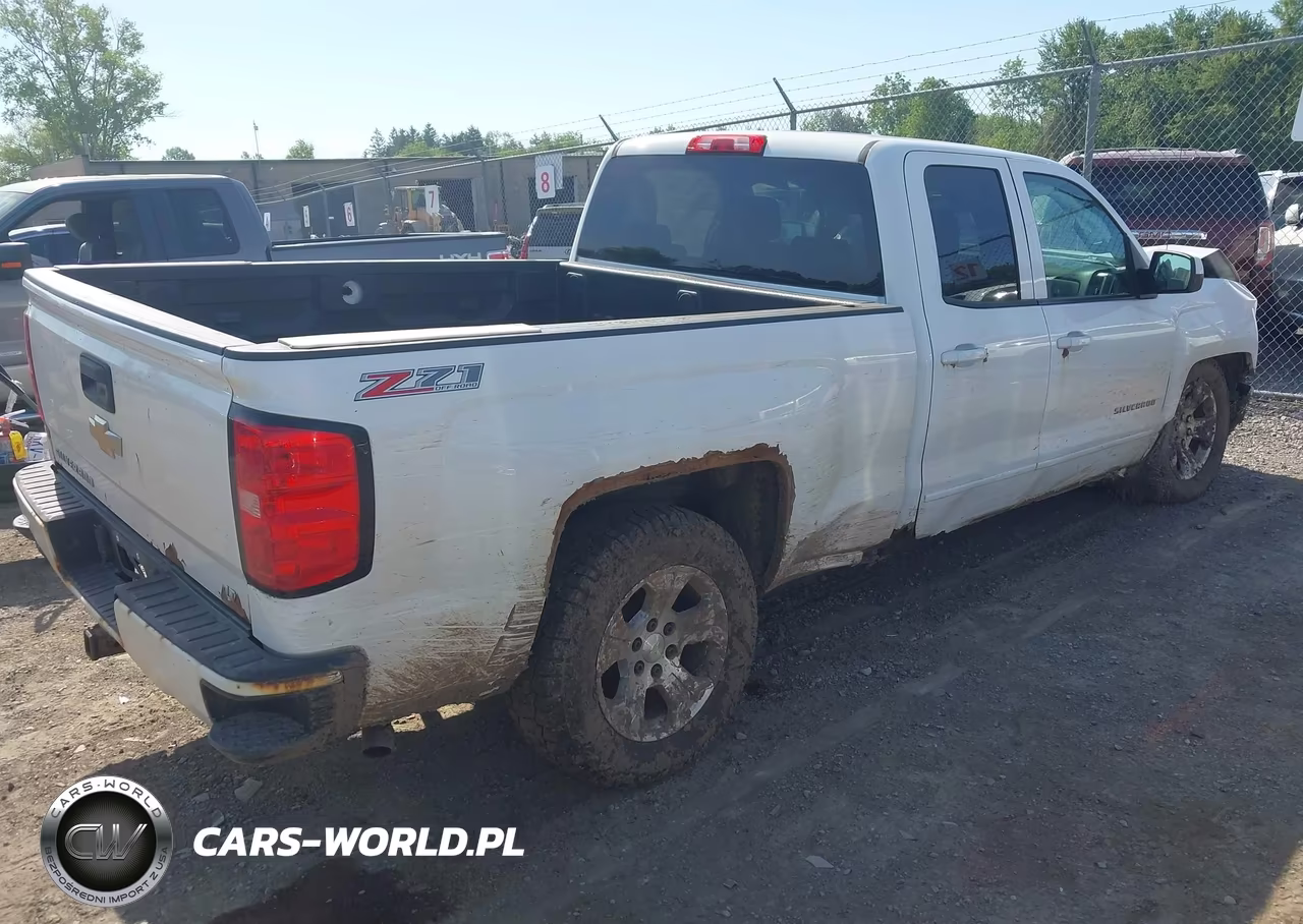 2017 Chevrolet Silverado 1500 2Lt VIN:1GCVKREC8HZ104153 - 4