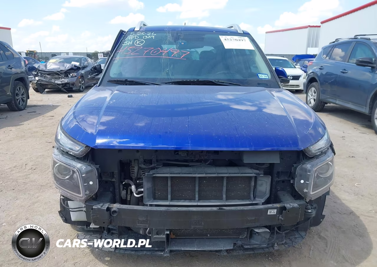 2023 Hyundai Venue Sel VIN:KMHRC8A36PU246880 - 6