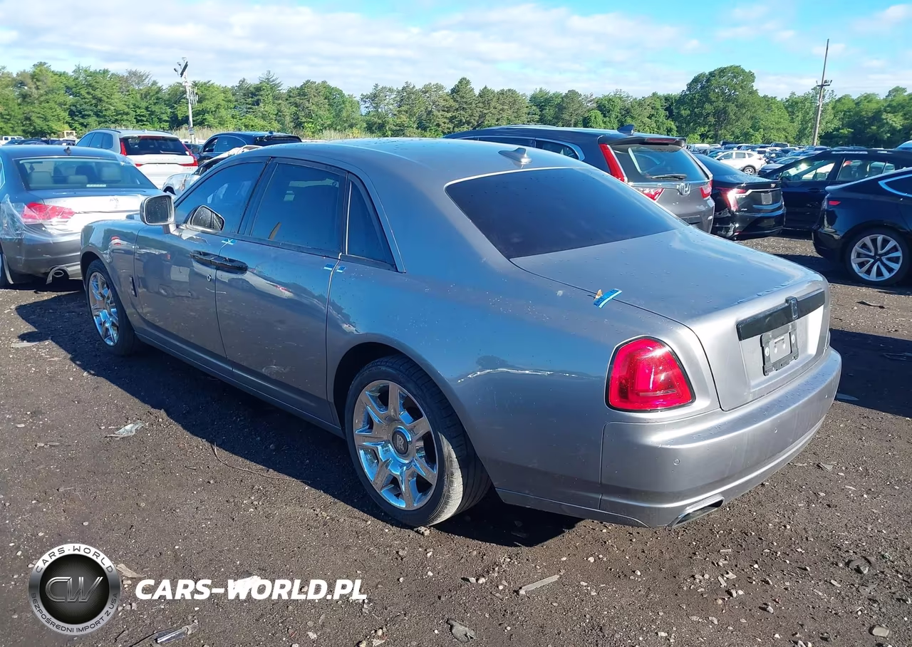 2011 Rolls-Royce Ghost VIN:SCA664S57BUX49485 - 3