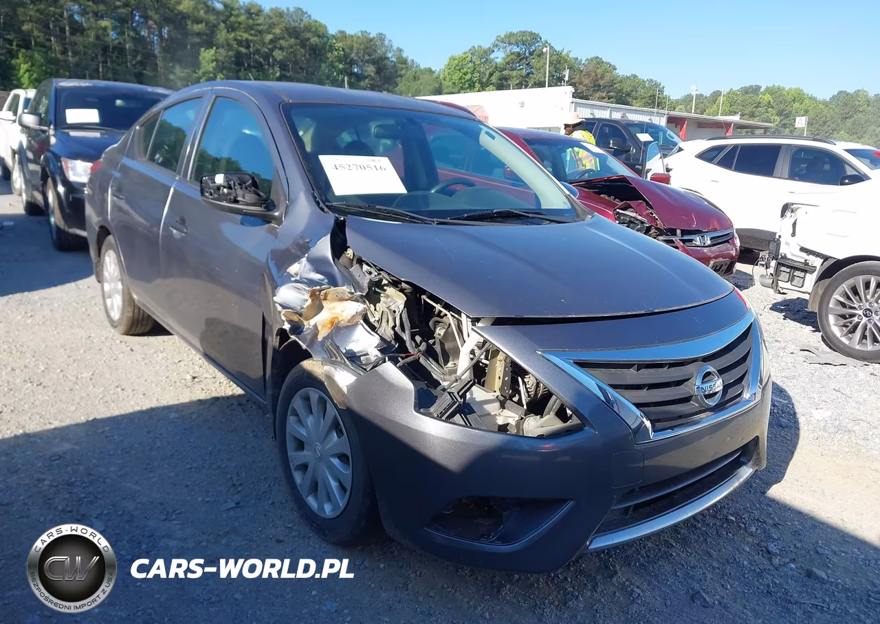 2016 Nissan Versa 1.6 S – zdjęcie 1 z 11
