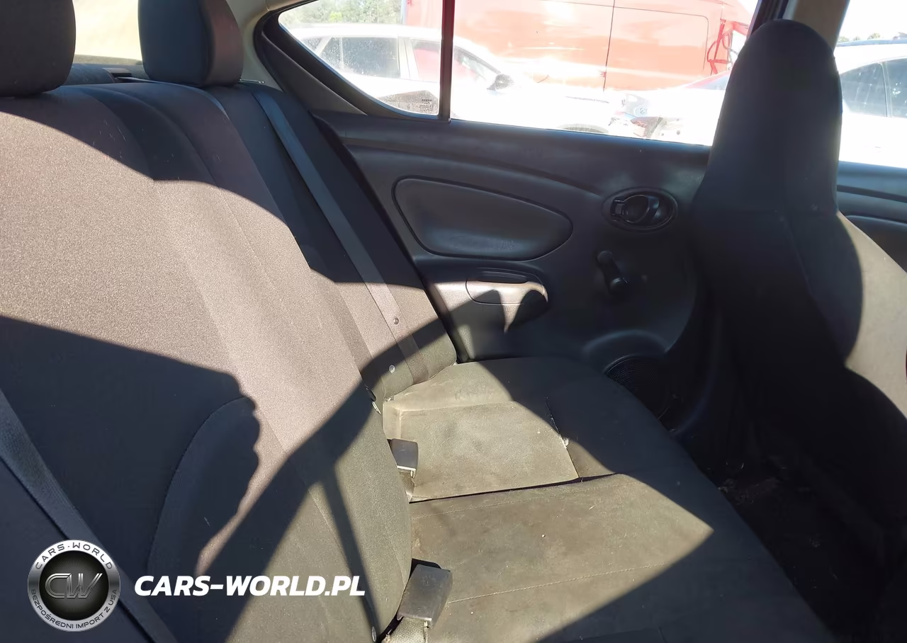 2016 Nissan Versa 1.6 S VIN:3N1CN7AP5GL866103 - 8