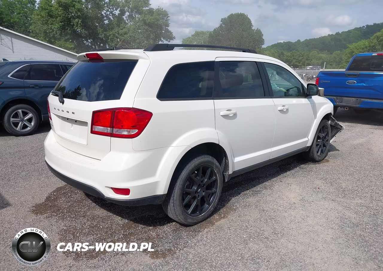 2018 Dodge Journey Sxt VIN:3C4PDCBB1JT506427 - 4