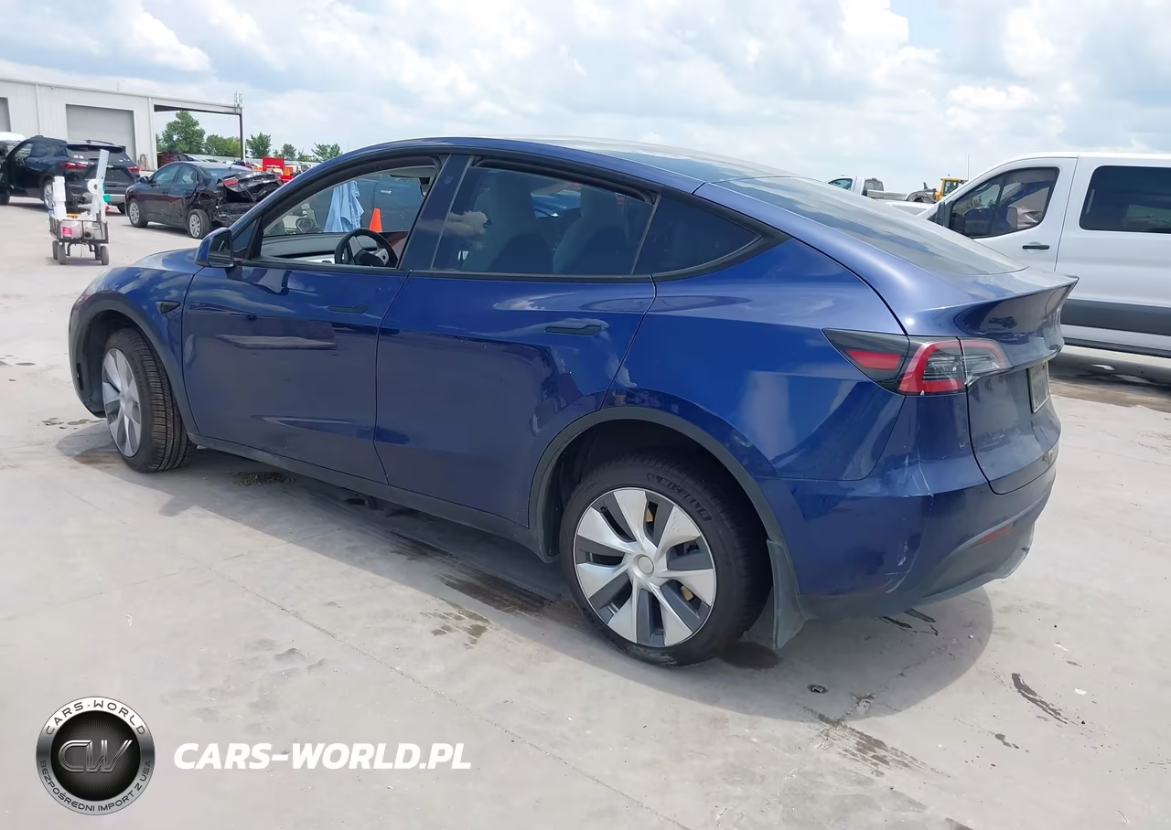 2023 Tesla Model Y Awd-Long Range Dual Motor All-Wheel Drive VIN:7SAYGDEE2PA118296 - 3
