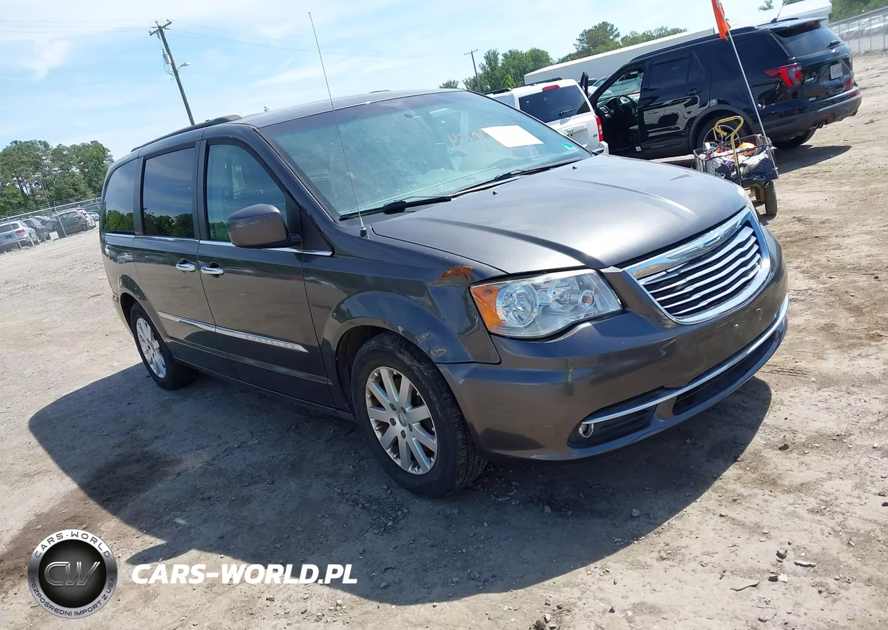 2015 Chrysler Town & Country Touring