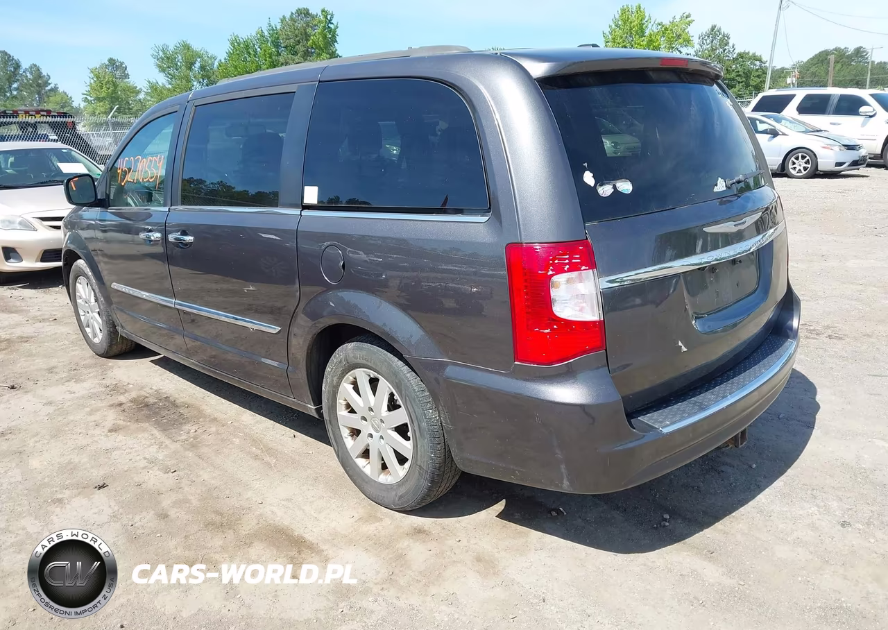 2015 Chrysler Town & Country Touring VIN:2C4RC1BG4FR525382 - 3