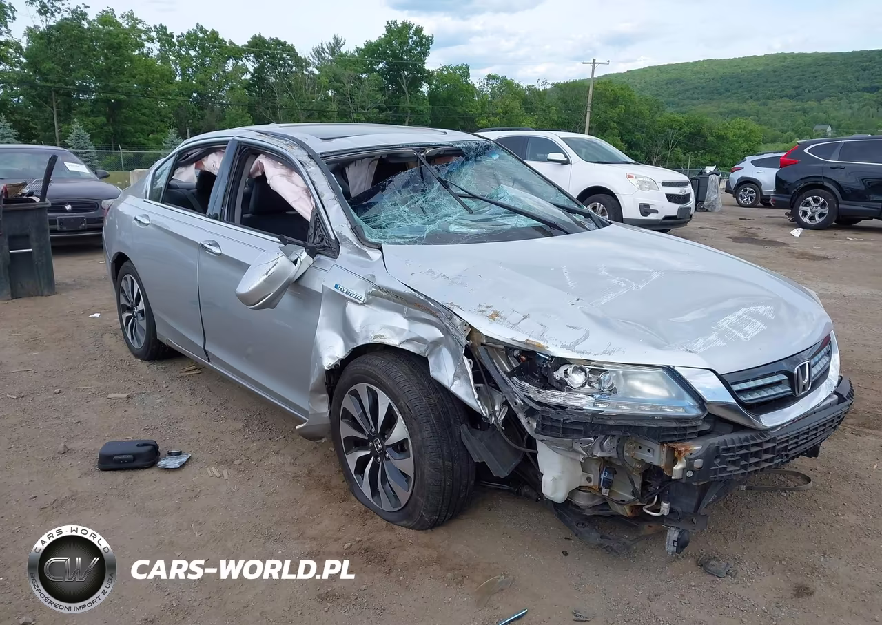 2014 Honda Accord Hybrid Touring VIN:1HGCR6F76EA010805 - 6