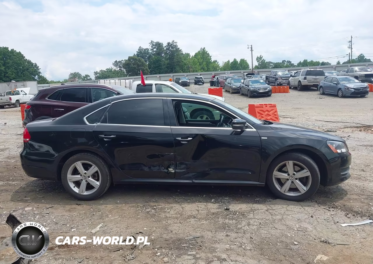 2014 Volkswagen Passat 1.8T Wolfsburg Edition VIN:1VWAT7A34EC041568 - 13