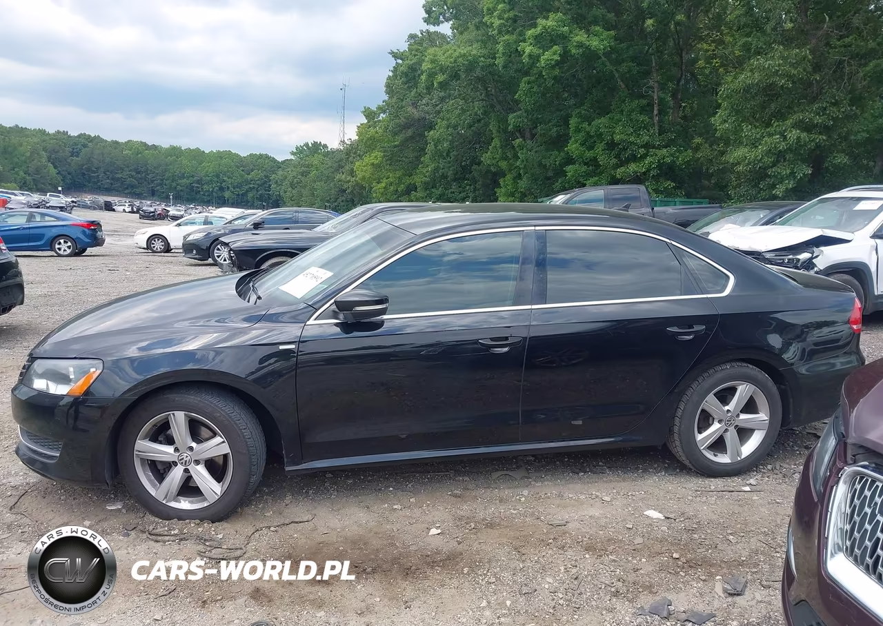 2014 Volkswagen Passat 1.8T Wolfsburg Edition VIN:1VWAT7A34EC041568 - 14