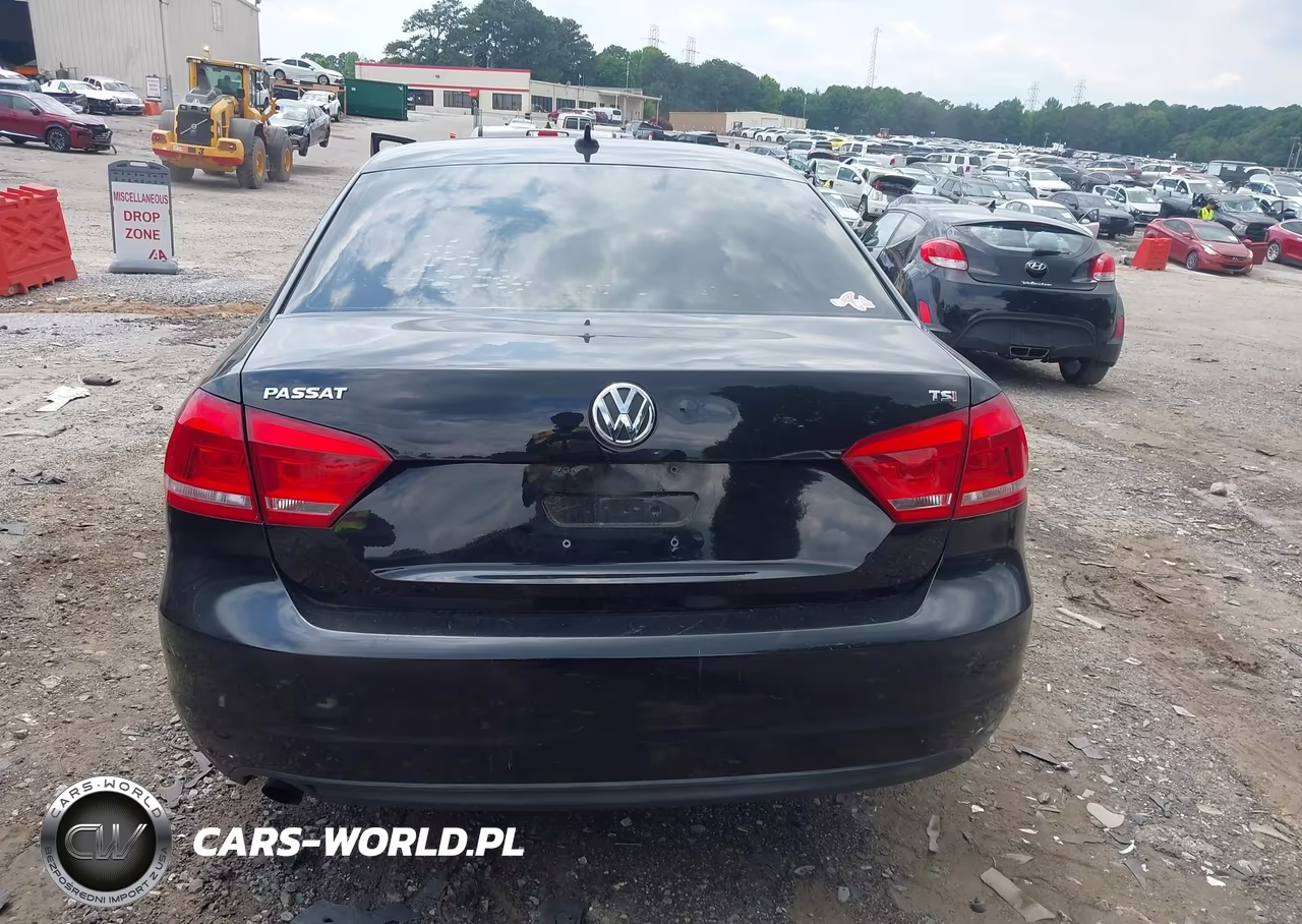 2014 Volkswagen Passat 1.8T Wolfsburg Edition VIN:1VWAT7A34EC041568 - 16