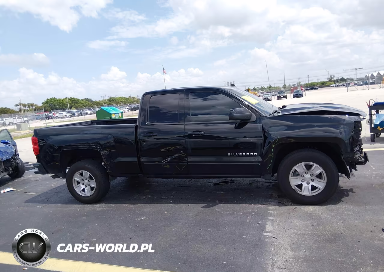 2018 Chevrolet Silverado 1500 1Lt VIN:1GCRCREC8JZ312151 - 14