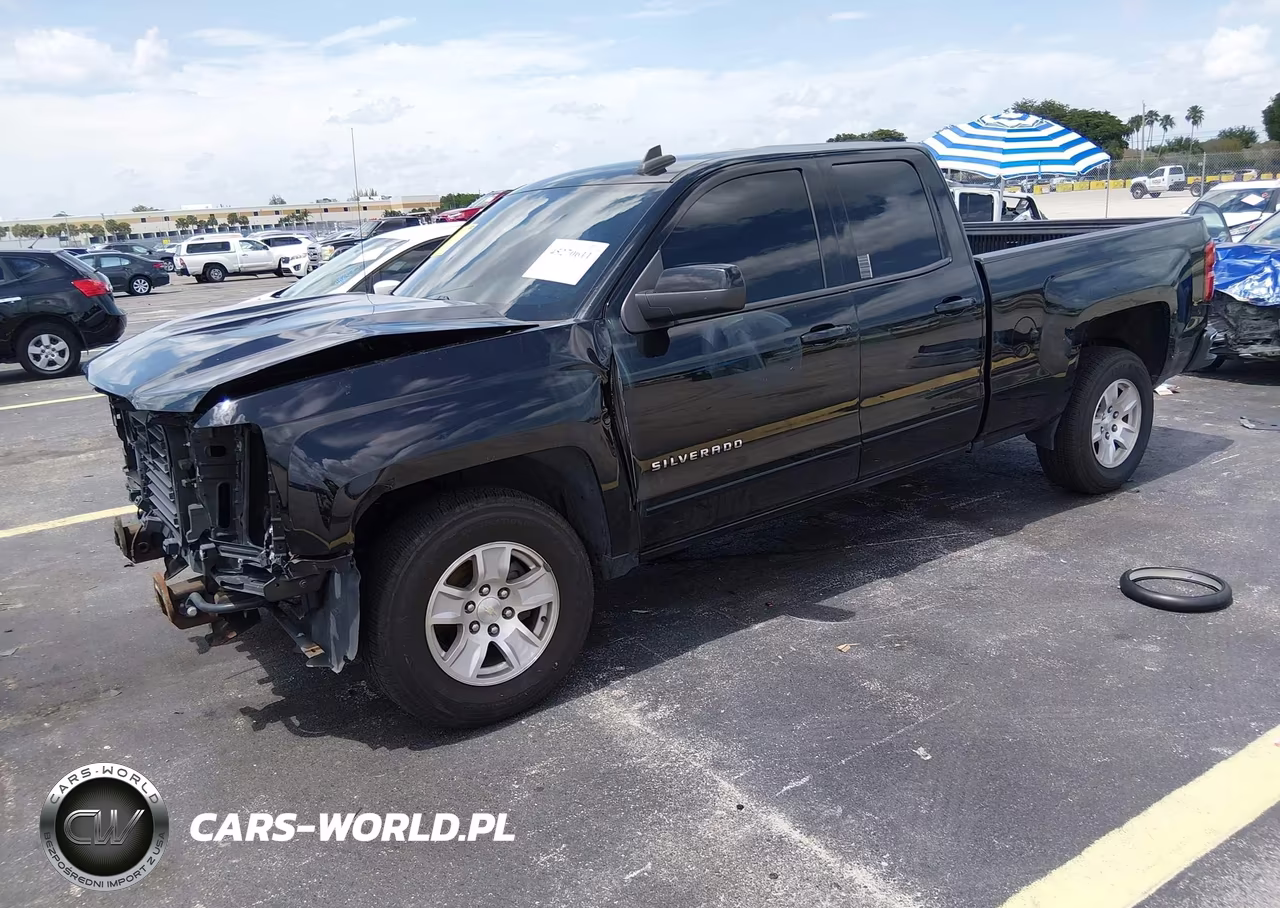 2018 Chevrolet Silverado 1500 1Lt VIN:1GCRCREC8JZ312151 - 2