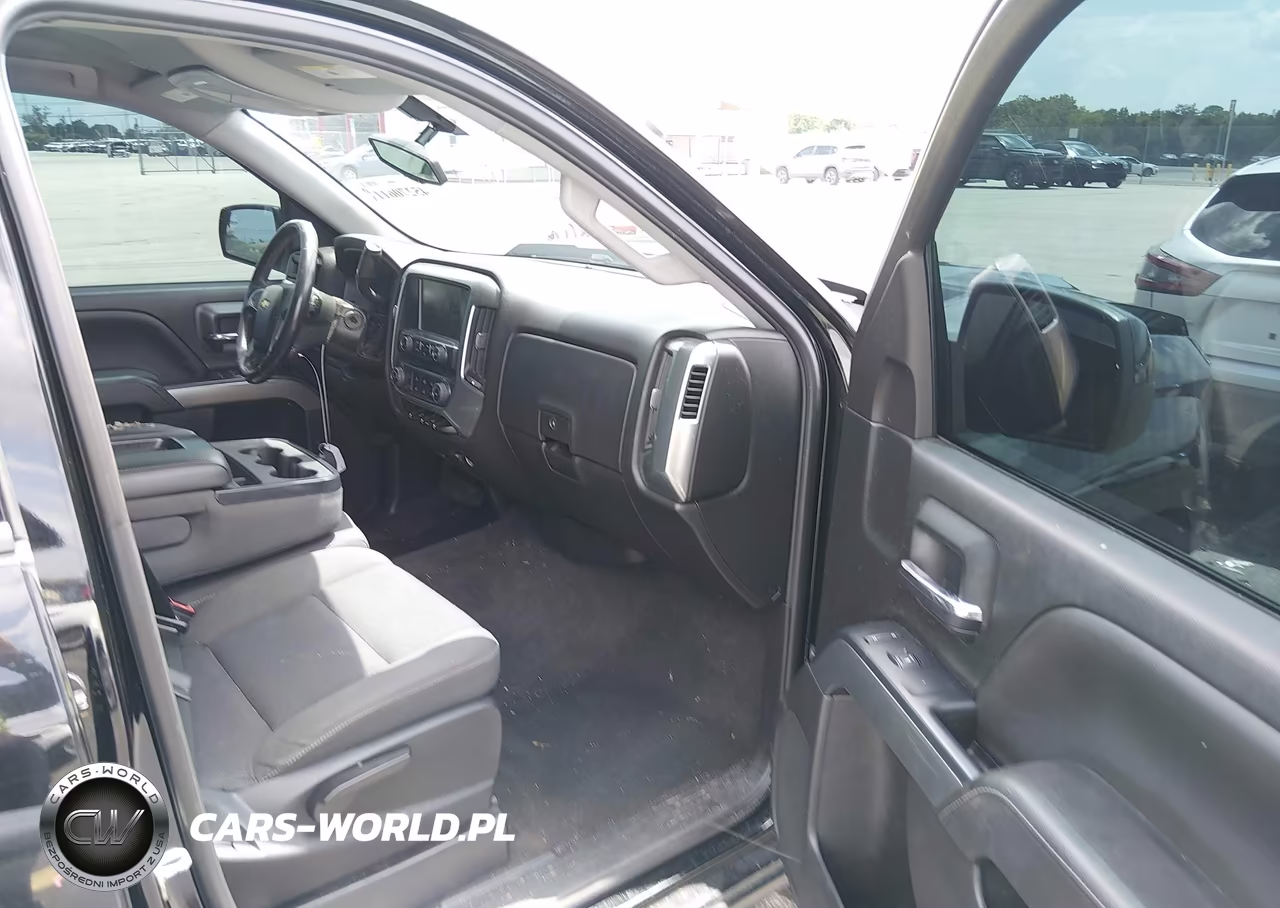 2018 Chevrolet Silverado 1500 1Lt VIN:1GCRCREC8JZ312151 - 5