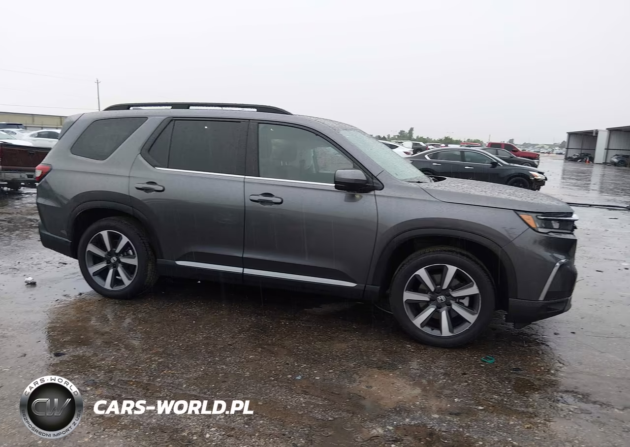 2025 Honda Pilot Elite VIN:5FNYG1H87SB171931 - 13