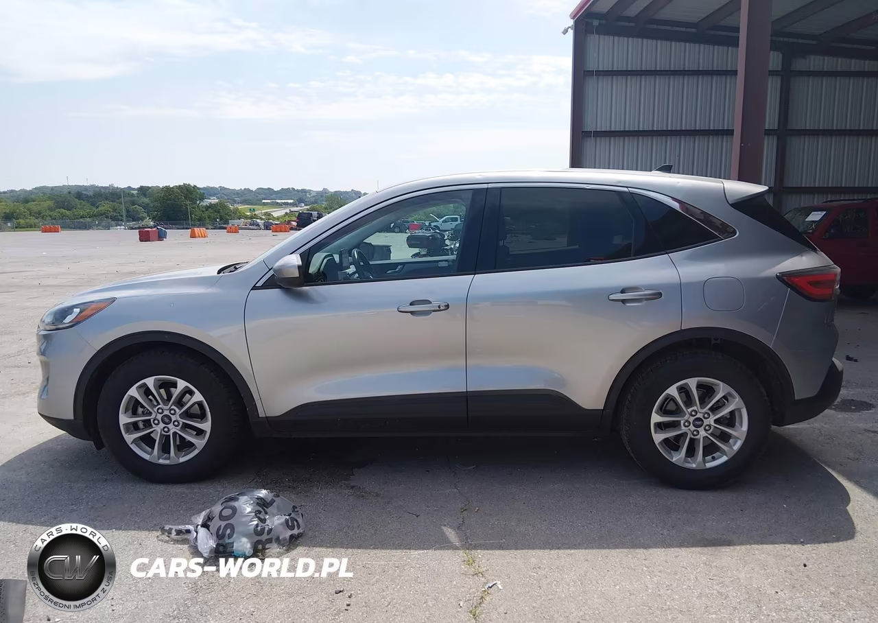 2021 Ford Escape Se VIN:1FMCU0G69MUA33651 - 14