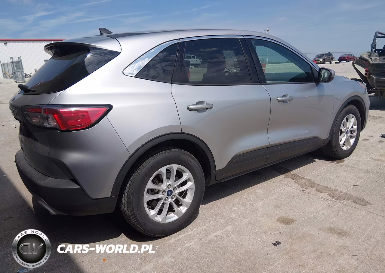 2021 Ford Escape Se VIN:1FMCU0G69MUA33651 - 4