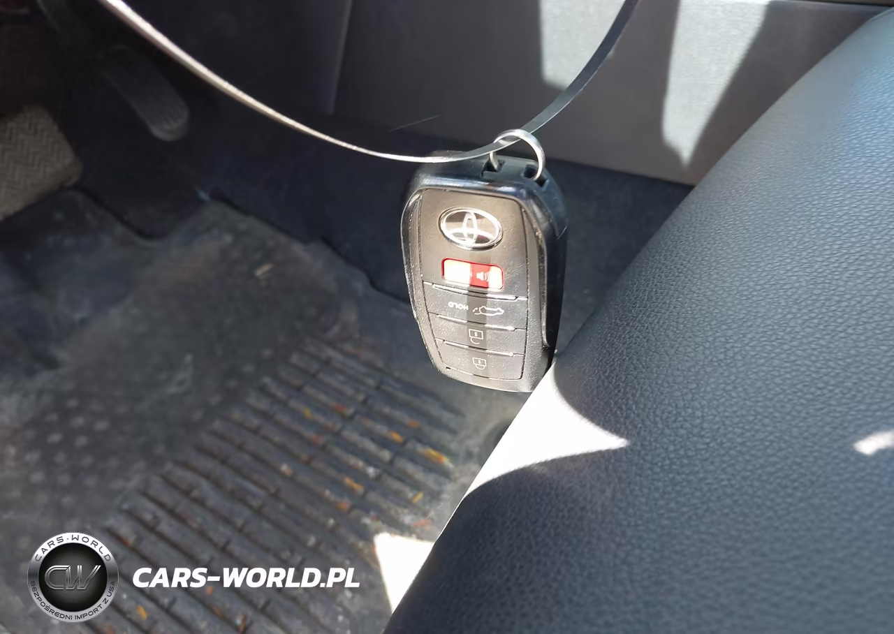 2023 Toyota Corolla Cross Xle VIN:7MUDAABG2PV072653 - 11