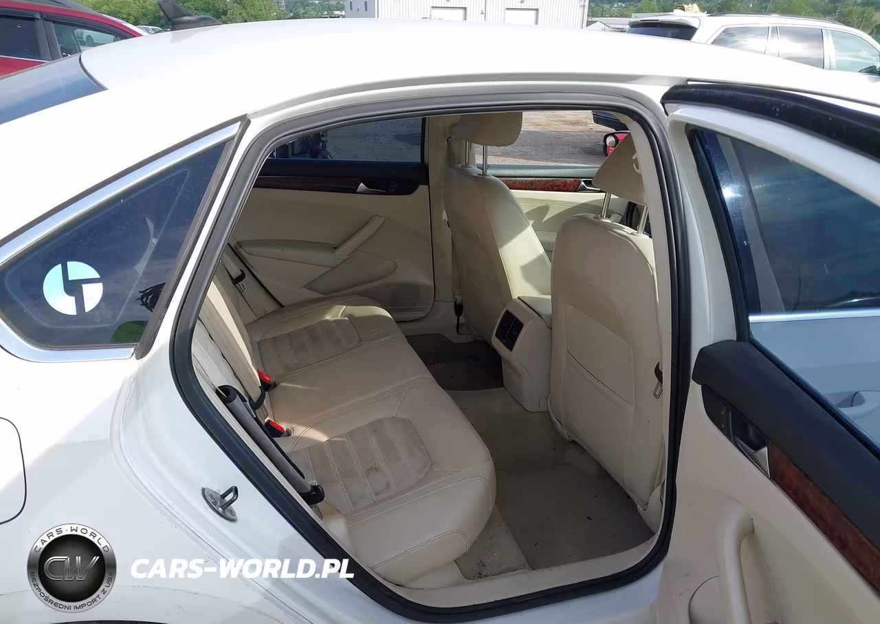 2013 Volkswagen Passat 2.0L Tdi Sel Premium VIN:1VWCN7A37DC099837 - 8