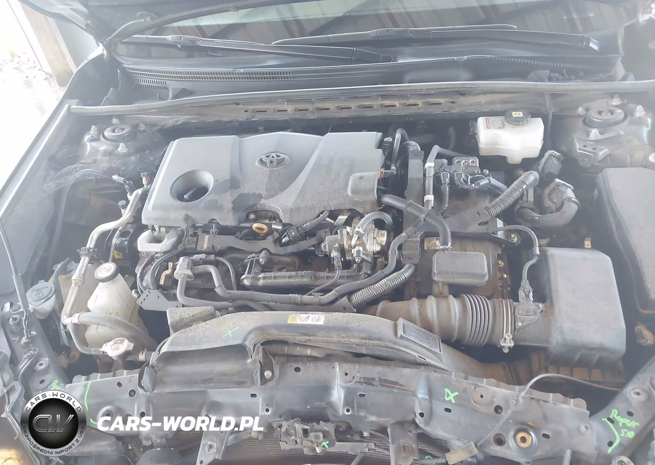 2024 Toyota Camry Hybrid Le VIN:4T1C31AK6RU622629 - 10
