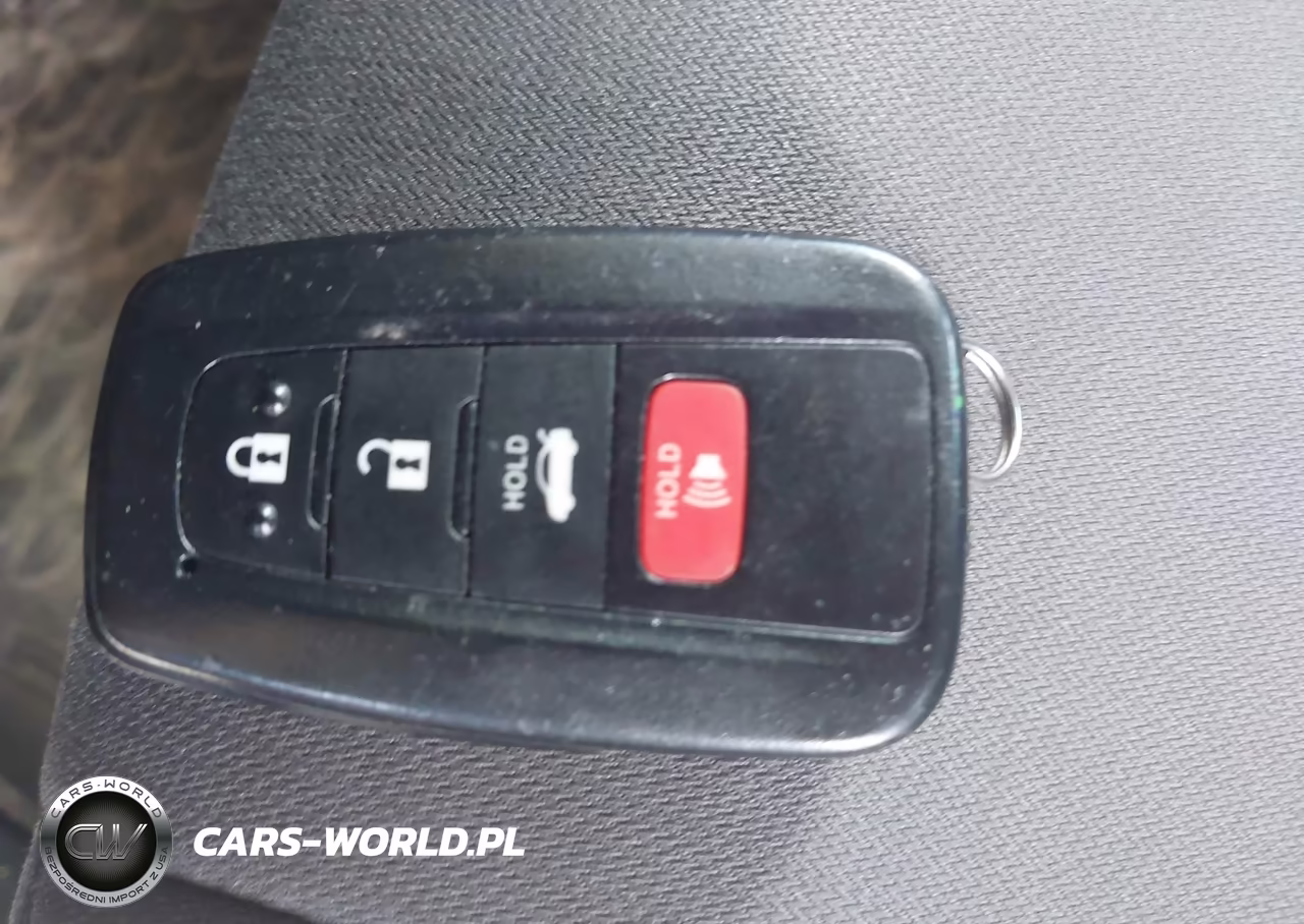 2024 Toyota Camry Hybrid Le VIN:4T1C31AK6RU622629 - 11