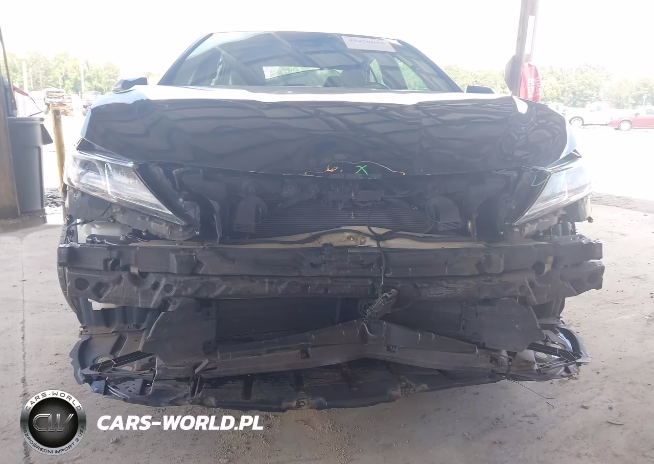 2024 Toyota Camry Hybrid Le VIN:4T1C31AK6RU622629 - 12