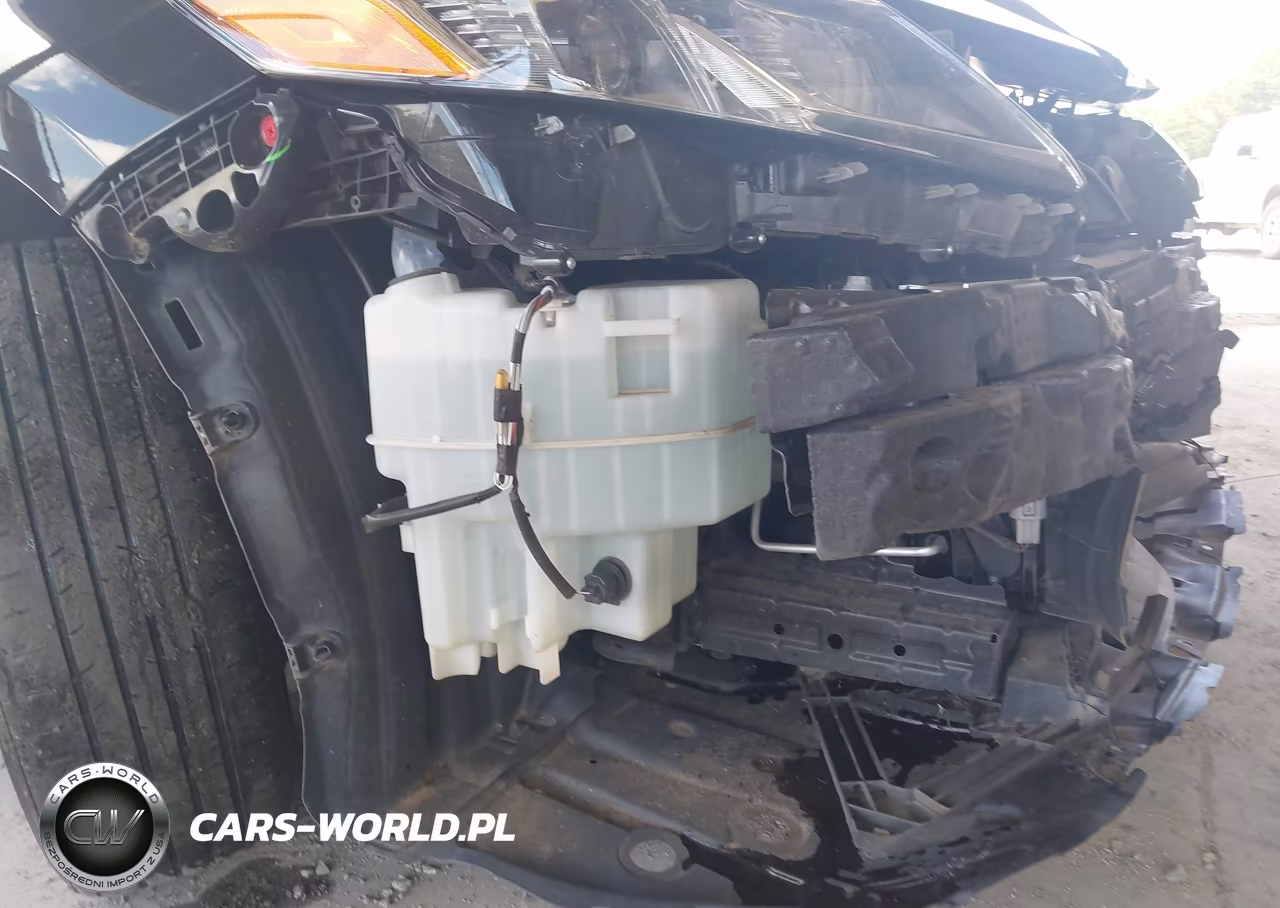 2024 Toyota Camry Hybrid Le VIN:4T1C31AK6RU622629 - 17