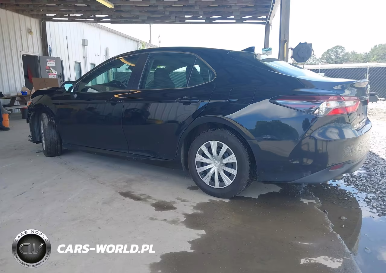 2024 Toyota Camry Hybrid Le VIN:4T1C31AK6RU622629 - 3