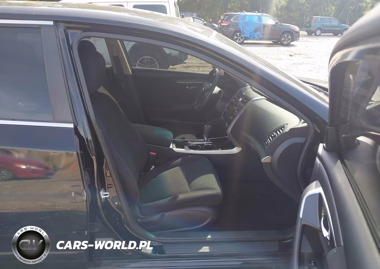 2014 Nissan Altima 2.5 S VIN:1N4AL3AP6EN348894 - 5