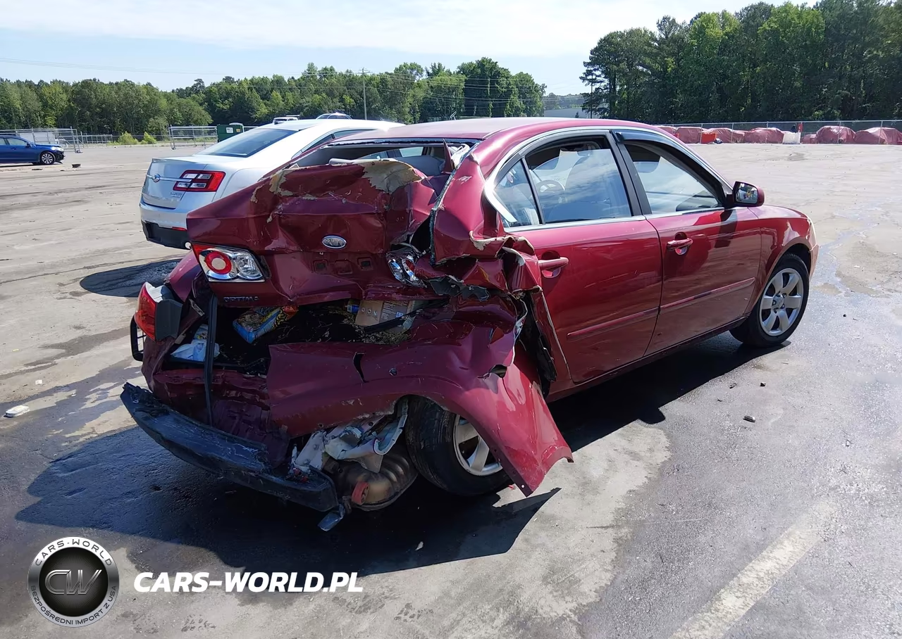 2008 Kia Optima Lx VIN:KNAGE123485222811 - 4